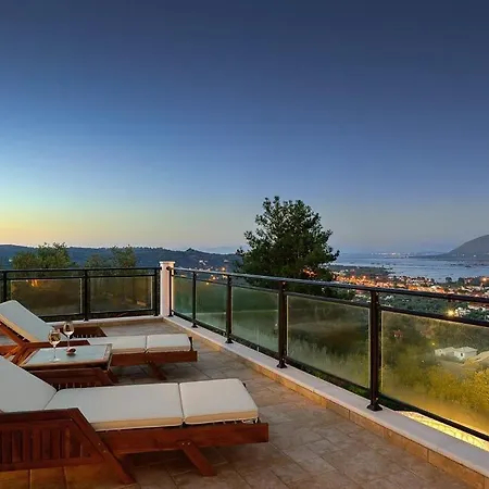 Lygia Sleeps 8 Pool Air Con Wifi Лигия