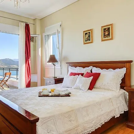 فيلة Lygia Sleeps 8 Pool Air Con Wifi ليغيا